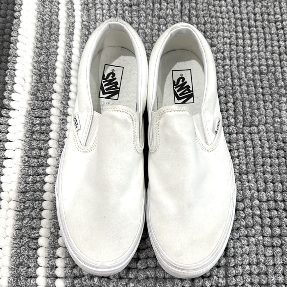 Vans Slip On Shoe - lightly worn